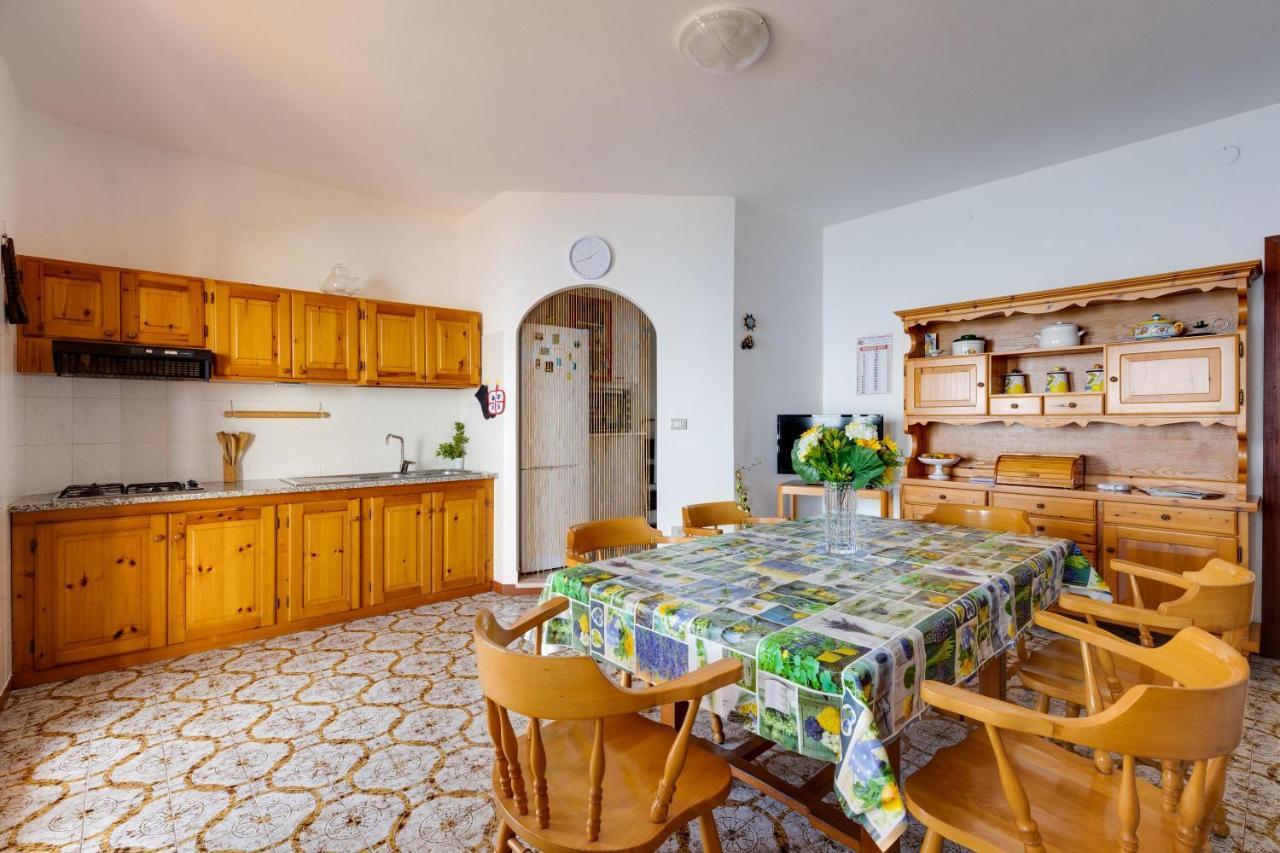 La Terrazza Sul Mare Villa Magomadas Eksteriør billede